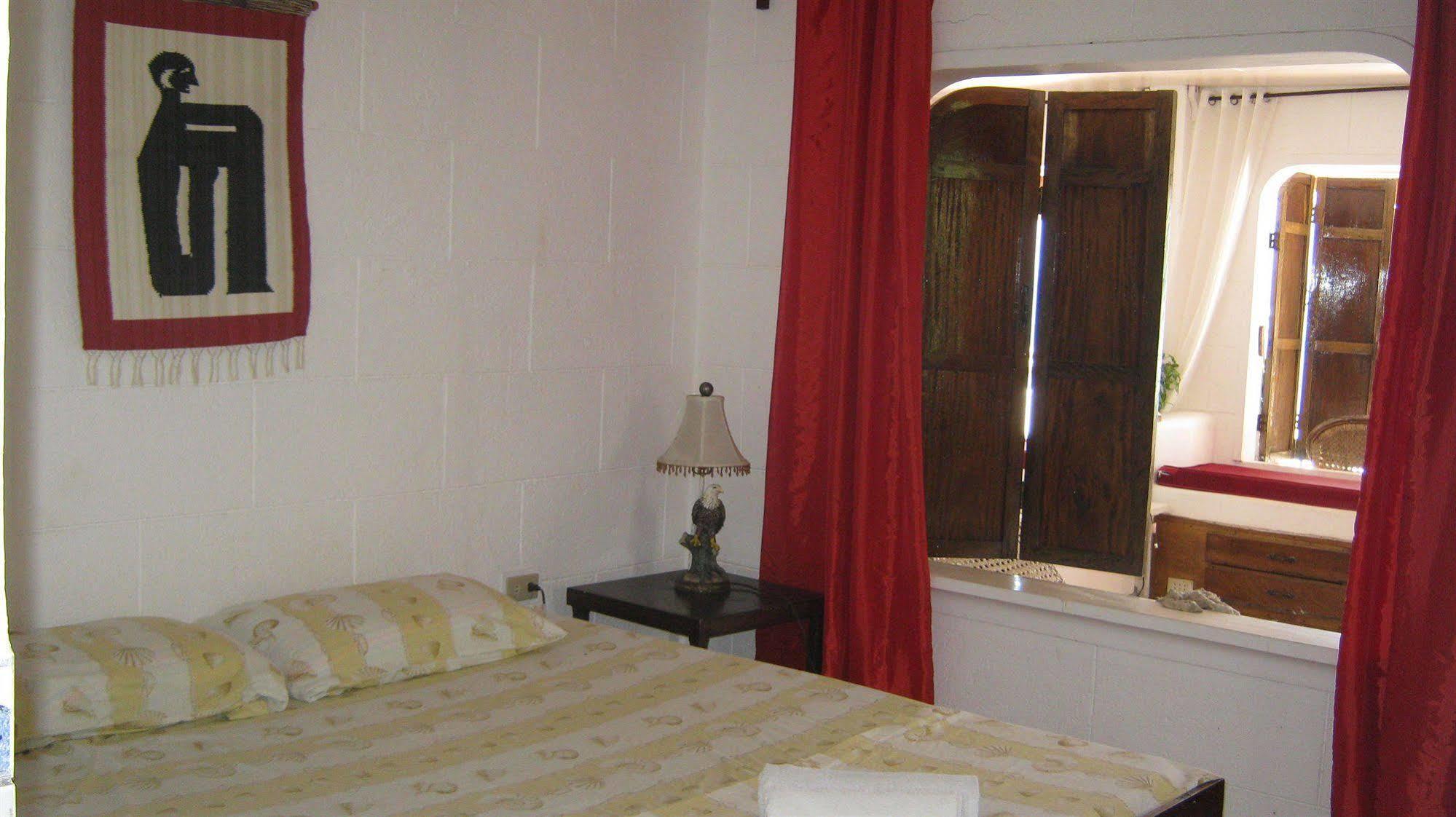 Pierhouse Lodging Busuanga Exterior photo
